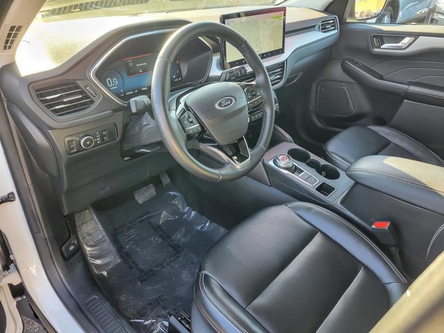 Certified 2024 Ford Escape Platinum image 13
