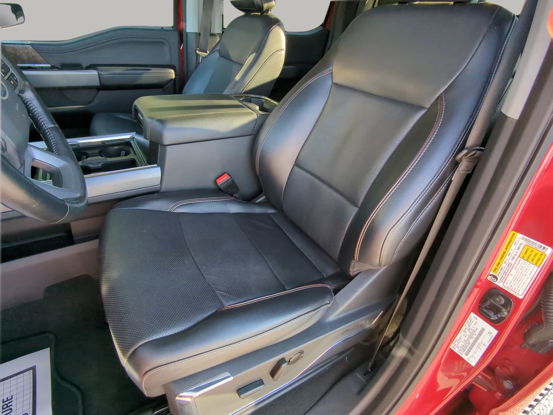 Certified 2024 Ford F250 Lariat w/ Sport Appearance Package AWD/4WD image 50