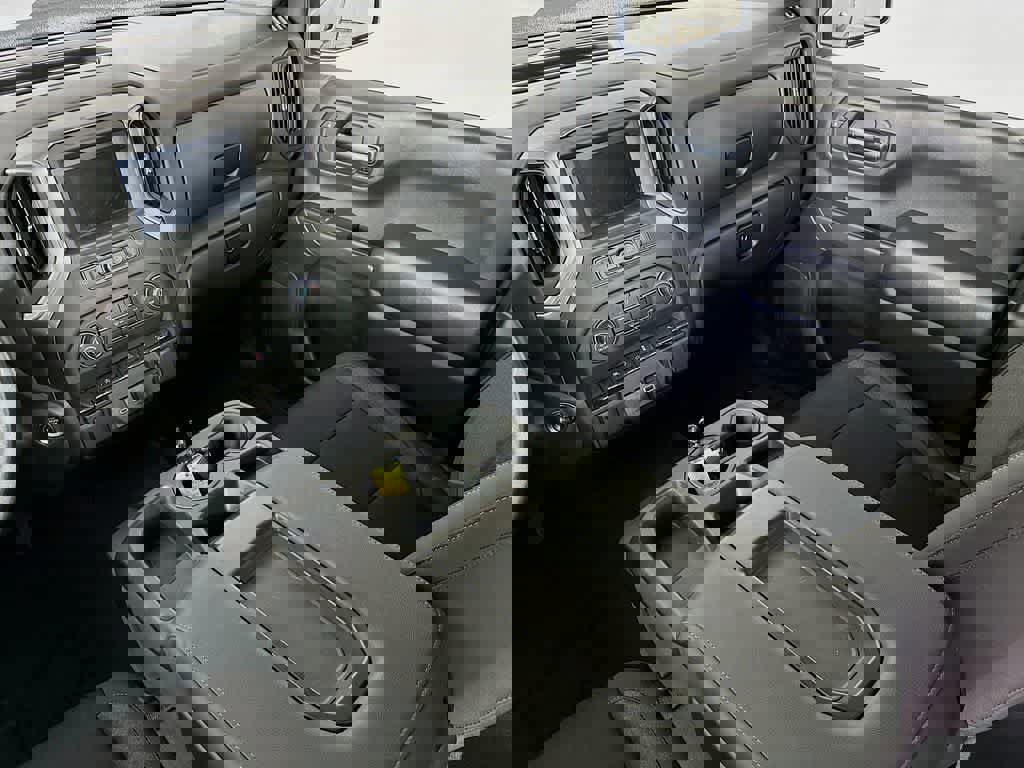 Used 2024 Chevrolet Silverado 1500 Custom Trail Boss image 13