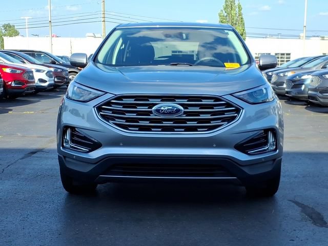 Certified 2024 Ford Edge Titanium AWD/4WD image 2