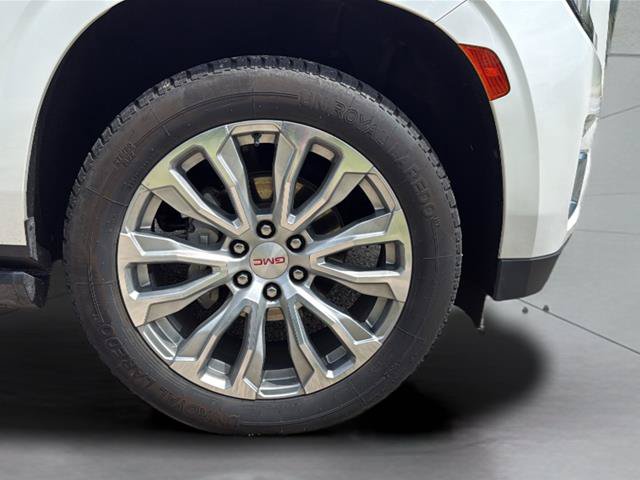 Used 2023 GMC Yukon XL Denali AWD/4WD image 29
