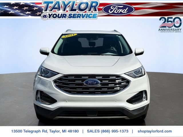 Certified 2021 Ford Edge Titanium AWD/4WD image 3