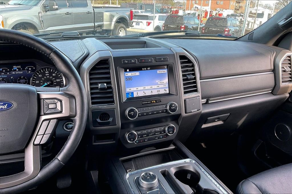 Certified 2019 Ford Expedition XLT w/ Equipment Group 202A image 5