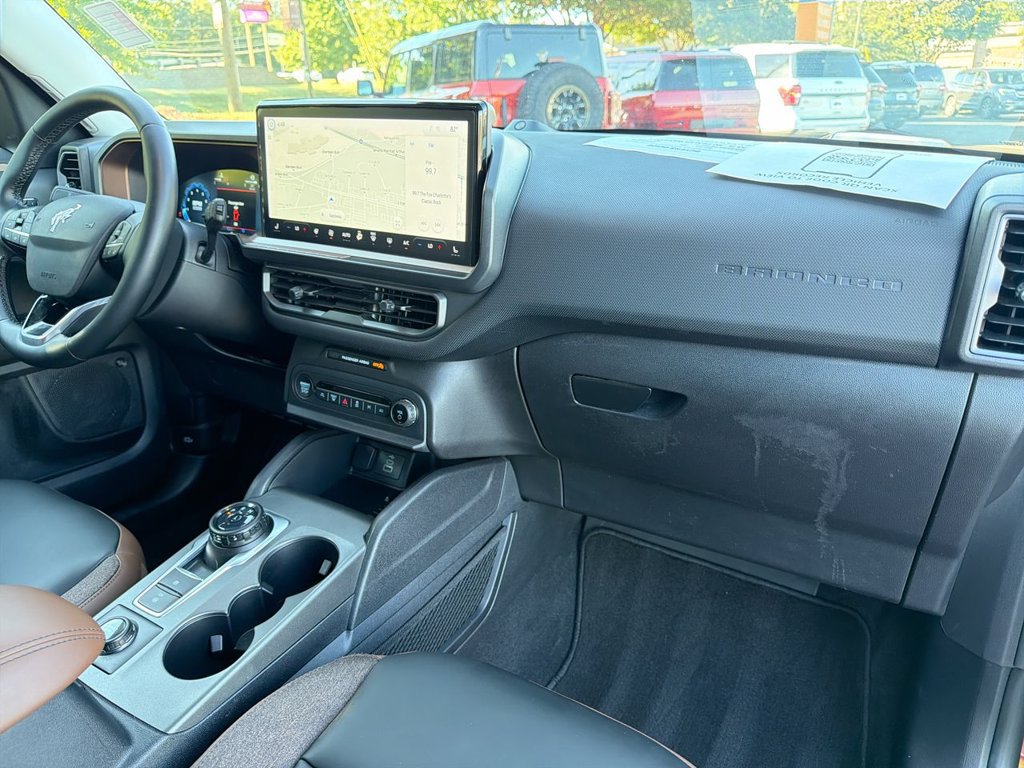 Certified 2025 Ford Bronco Sport Outer Banks w/ Outer Banks Tech Package+ AWD/4WD image 31