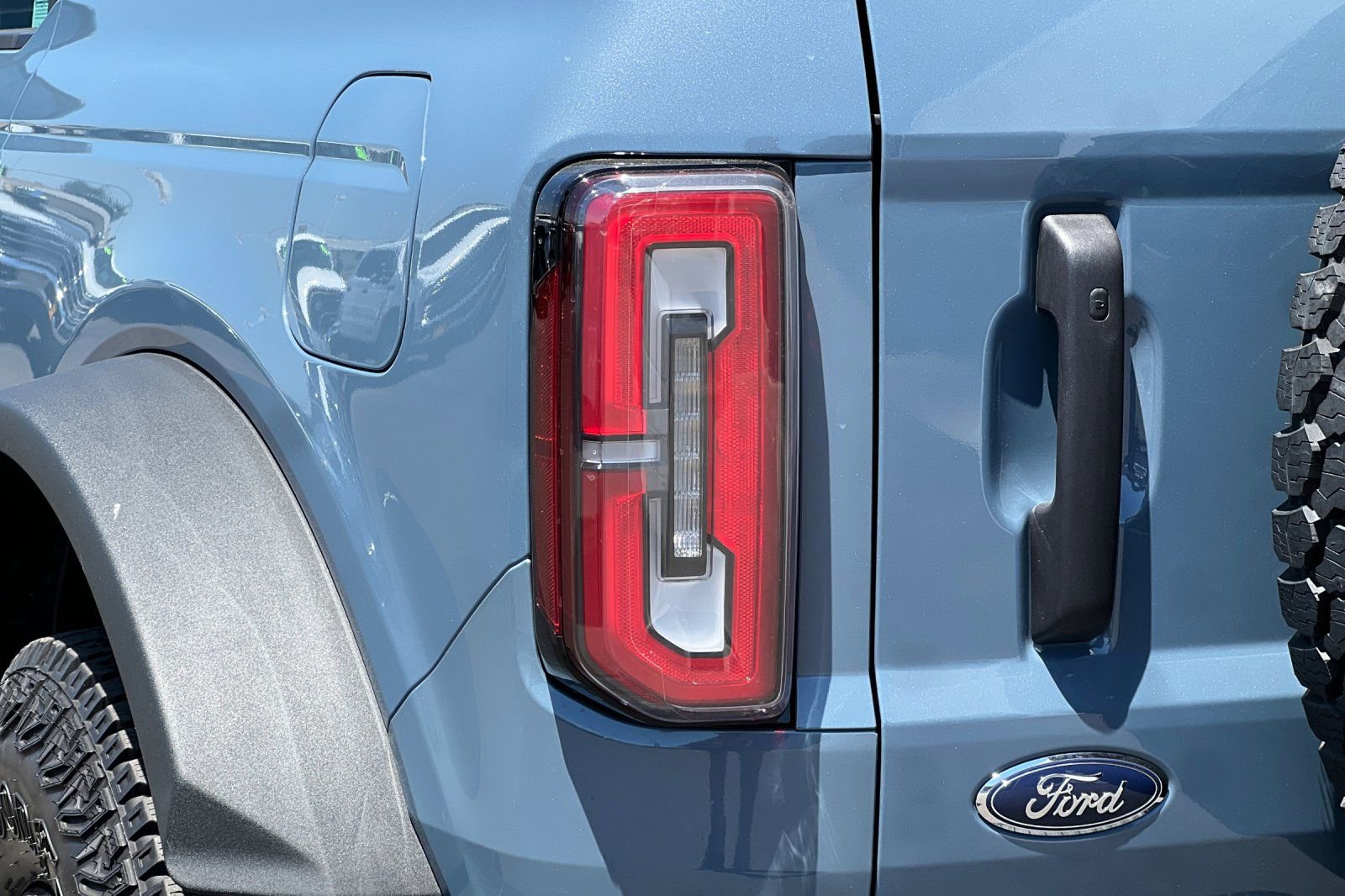 Certified 2025 Ford Bronco Badlands AWD/4WD image 32
