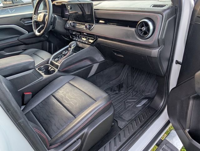 Used 2023 Chevrolet Colorado Z71 w/ Z71 Convenience Package 2 image 13