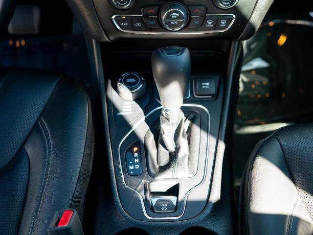 Used 2021 Jeep Cherokee Latitude Lux w/ Comfort/Convenience Group image 24