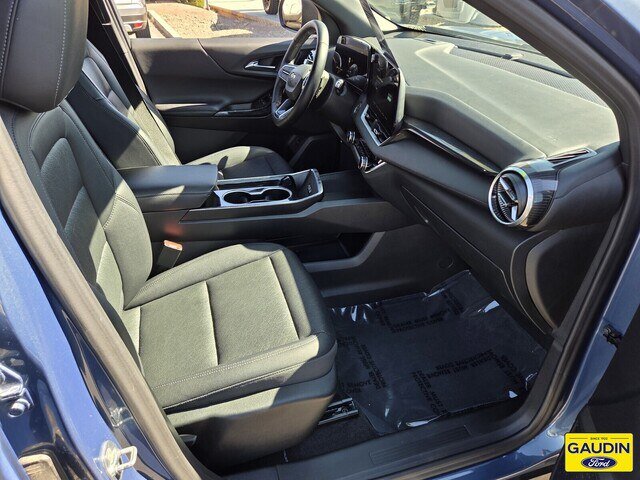 Used 2025 Chevrolet Equinox LT w/ Convenience Package II AWD/4WD image 16
