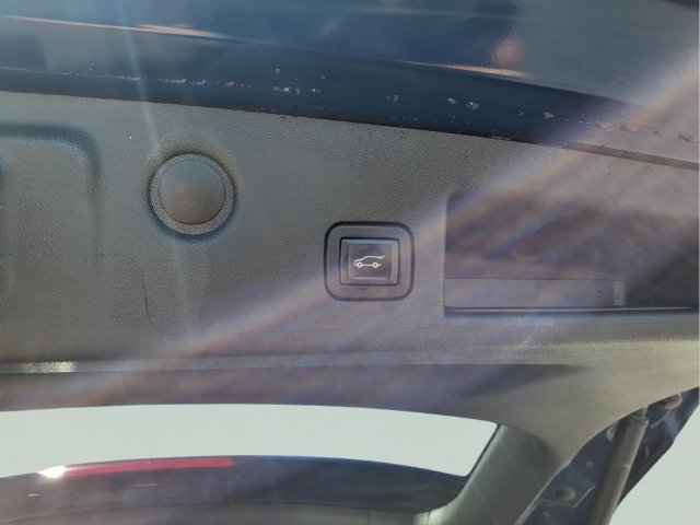 Used 2022 Chevrolet Equinox LT FWD image 12