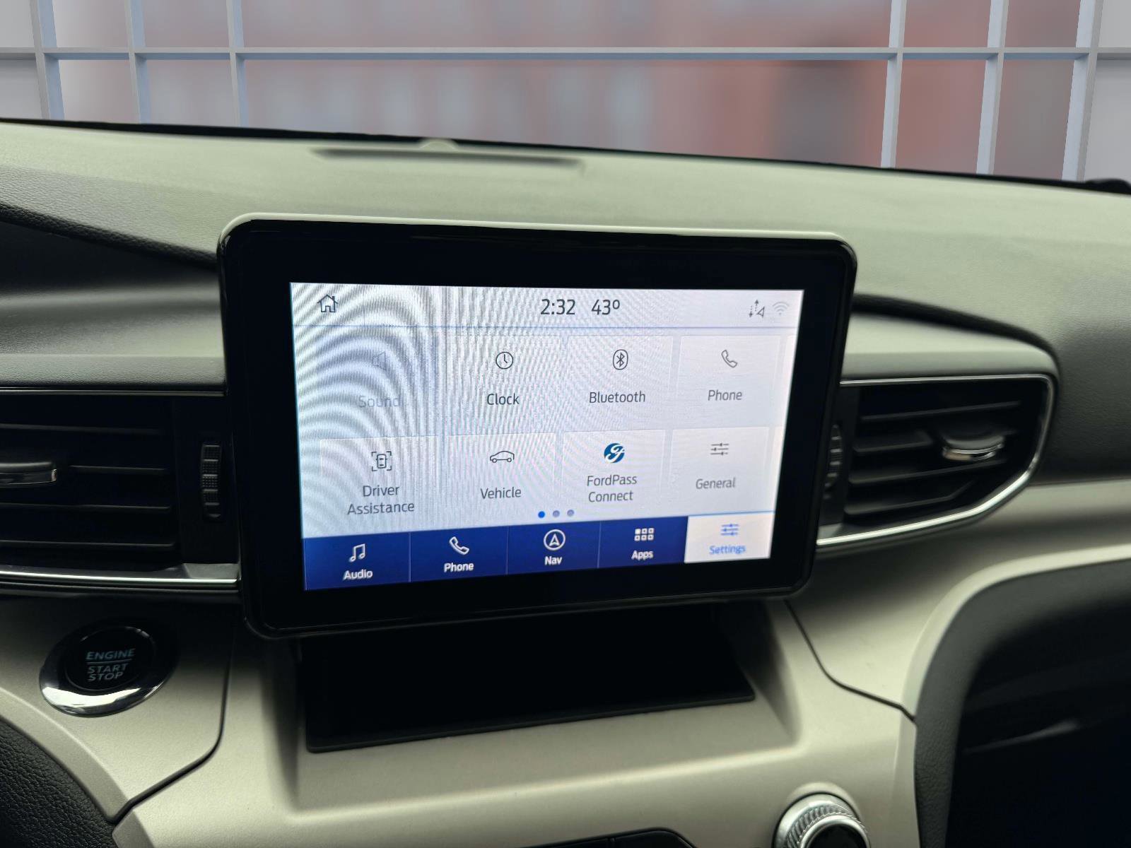 Certified 2022 Ford Explorer XLT w/ Equipment Group 202A image 24