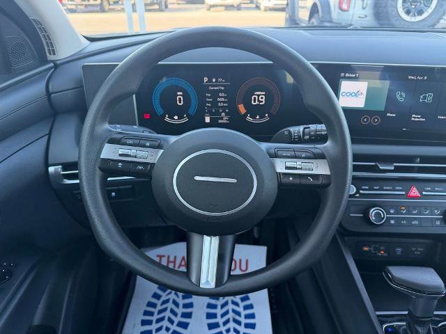 Used 2025 Hyundai Tucson SE FWD image 15
