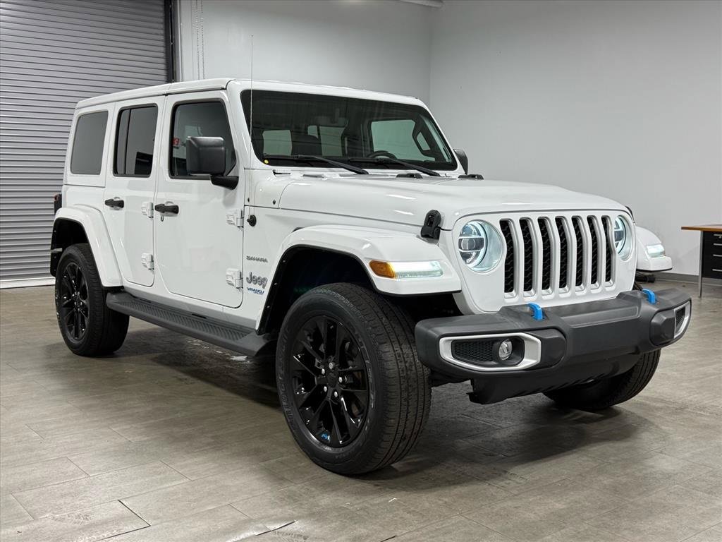Used 2022 Jeep Wrangler Unlimited Sahara image 2