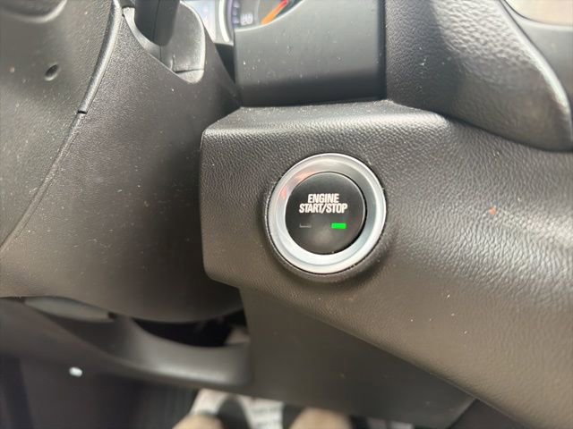 Used 2024 GMC Terrain SLE image 36