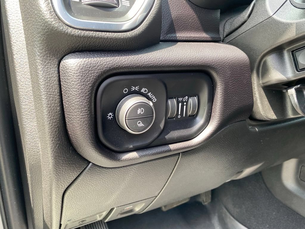 Used 2022 RAM 2500 Laramie AWD/4WD image 17