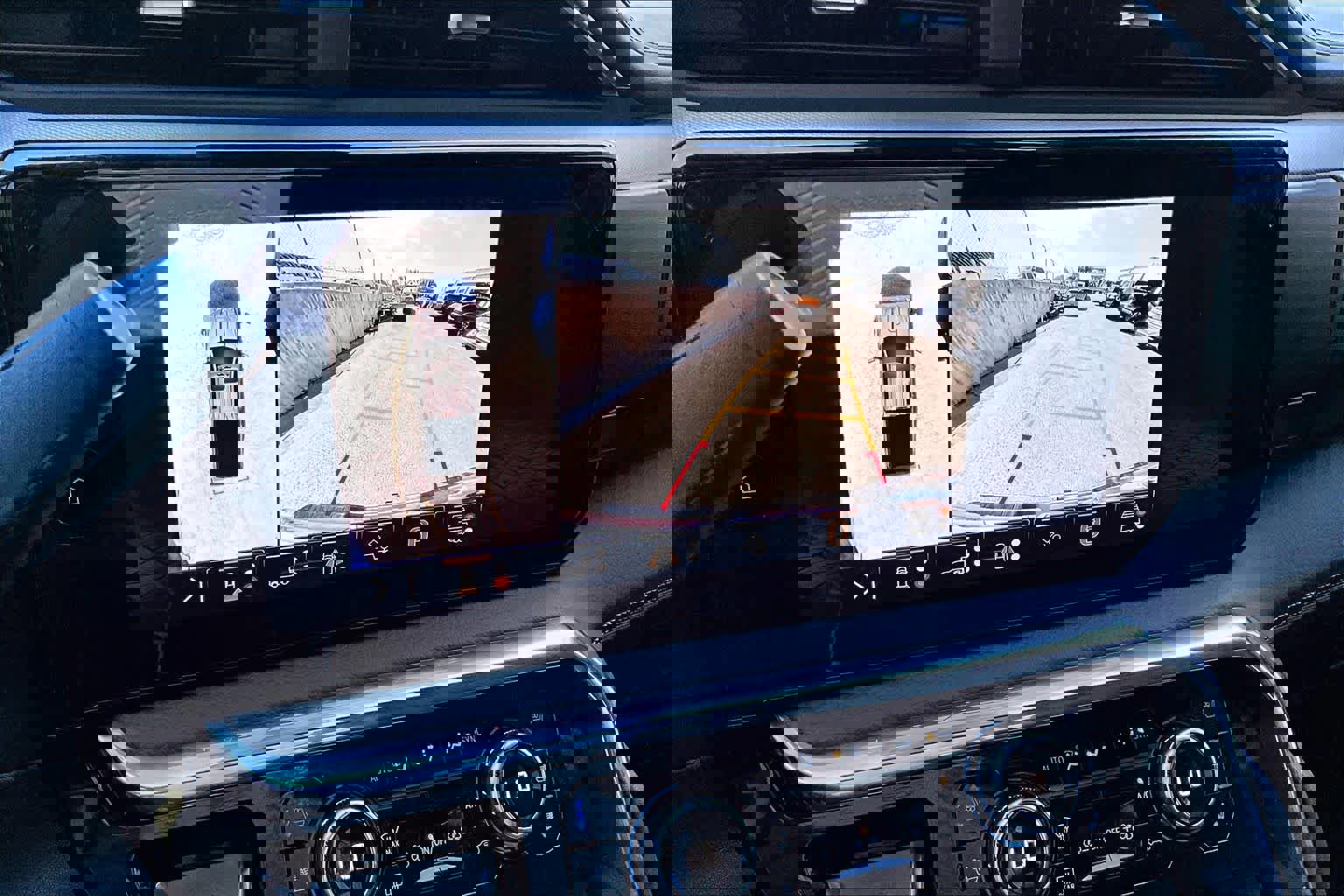 Used 2025 GMC Sierra 2500 Denali w/ Denali Reserve Package image 31