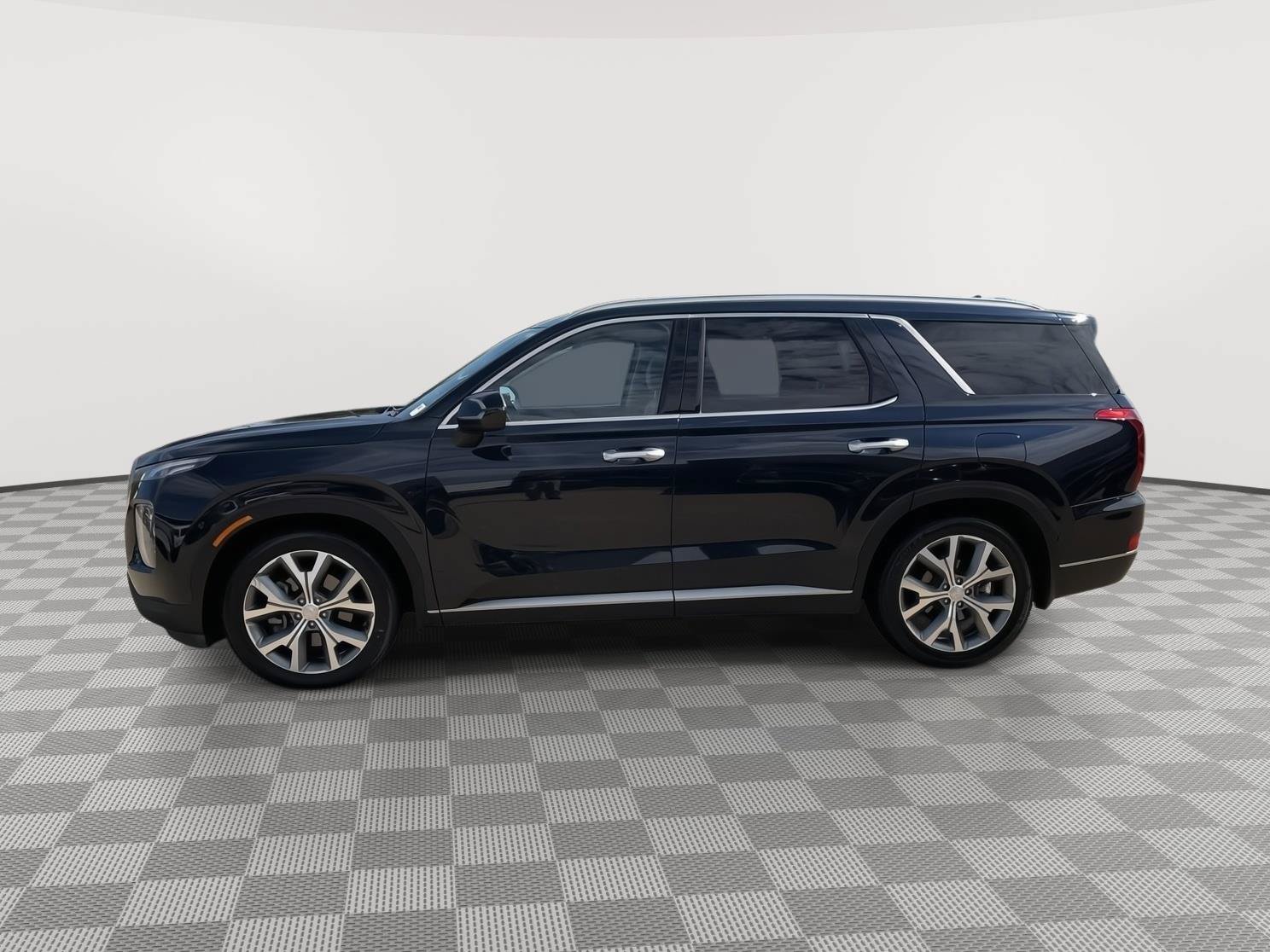 Used 2021 Hyundai Palisade SEL w/ Premium Package AWD/4WD image 2
