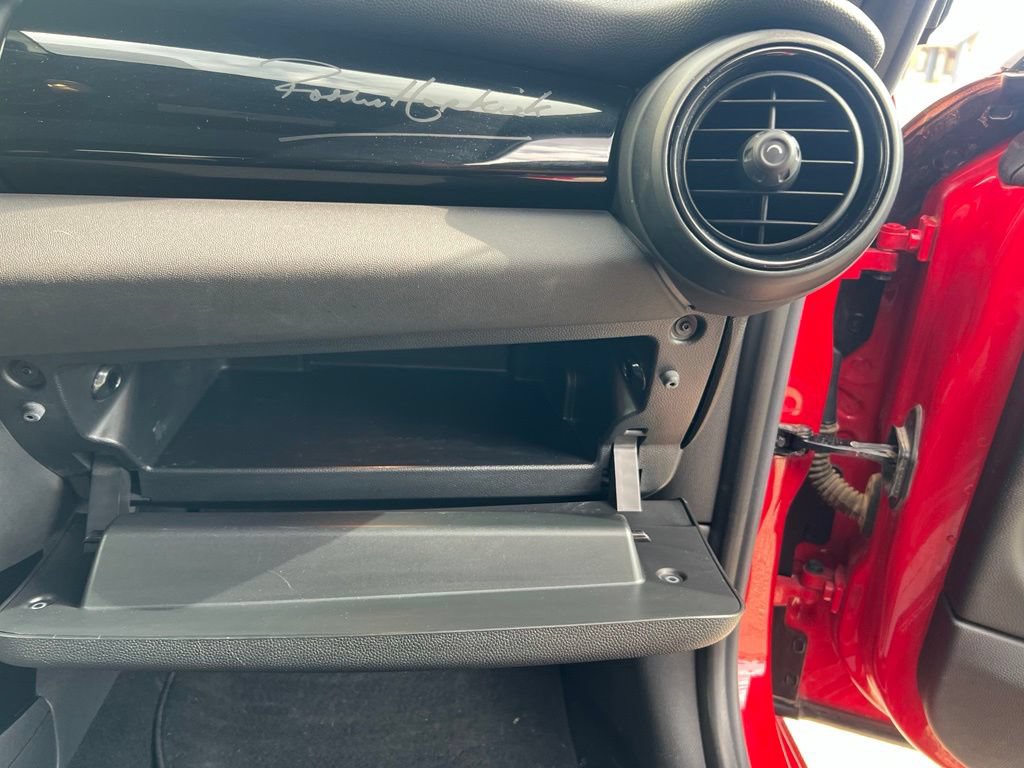 Used 2021 MINI Cooper S w/ 6.5" Touchscreen Package FWD image 28