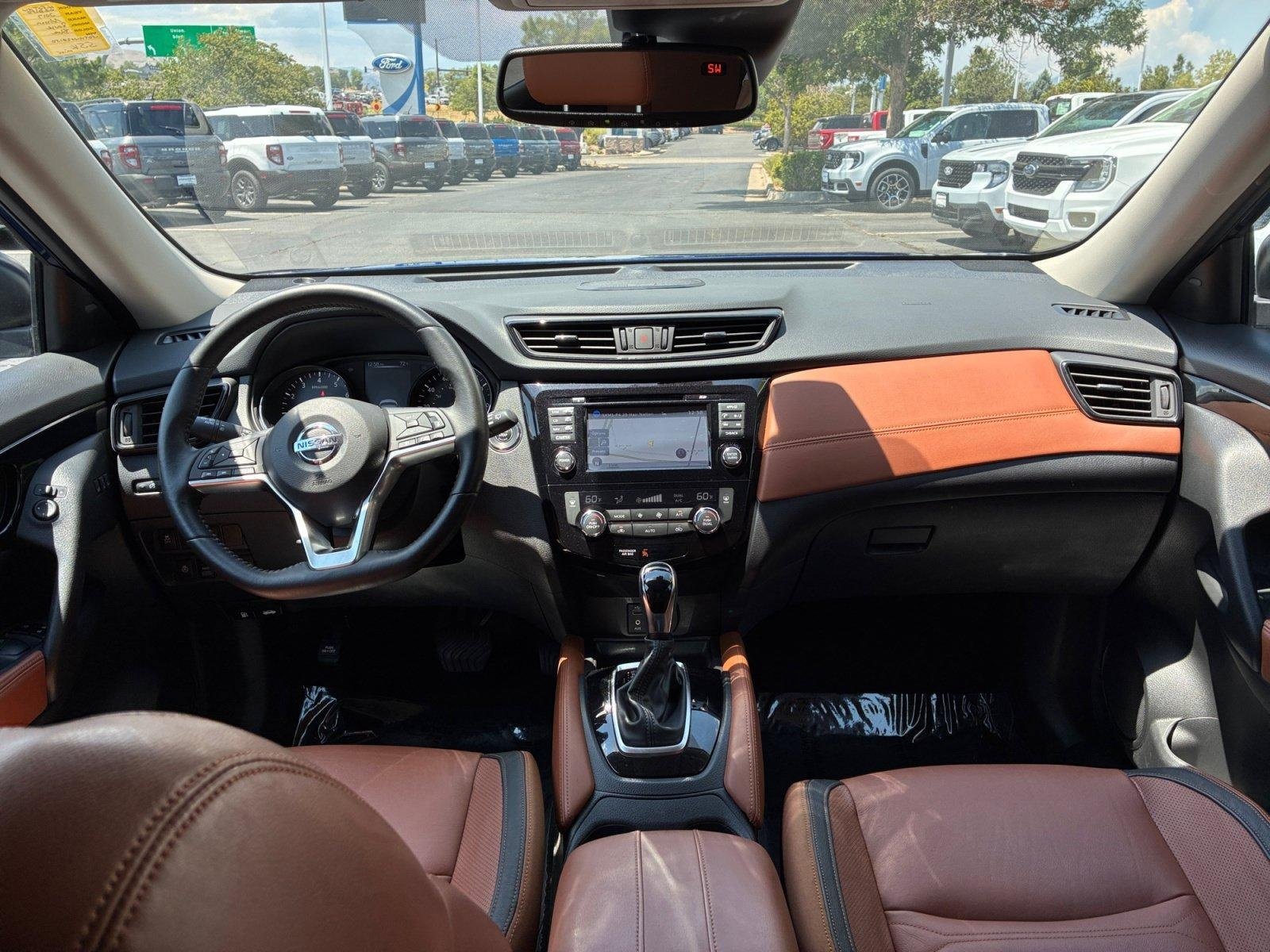 Used 2017 Nissan Rogue SL w/ SL Premium Package AWD/4WD image 20