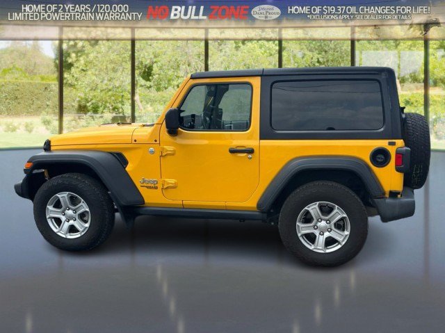 Used 2019 Jeep Wrangler Sport AWD/4WD image 2