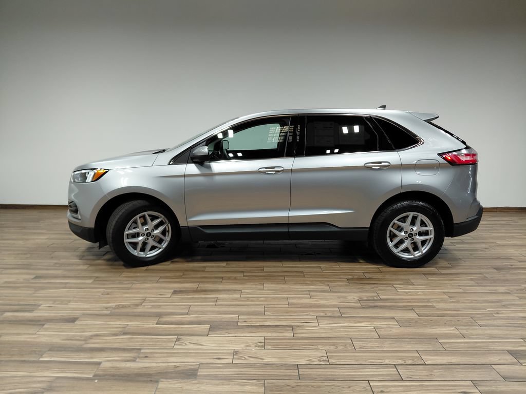 Certified 2024 Ford Edge SEL w/ Convenience Package AWD/4WD image 15