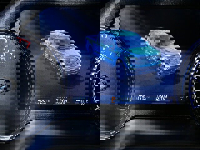 Certified 2022 Ford F150 XLT w/ Equipment Group 302A High image 19