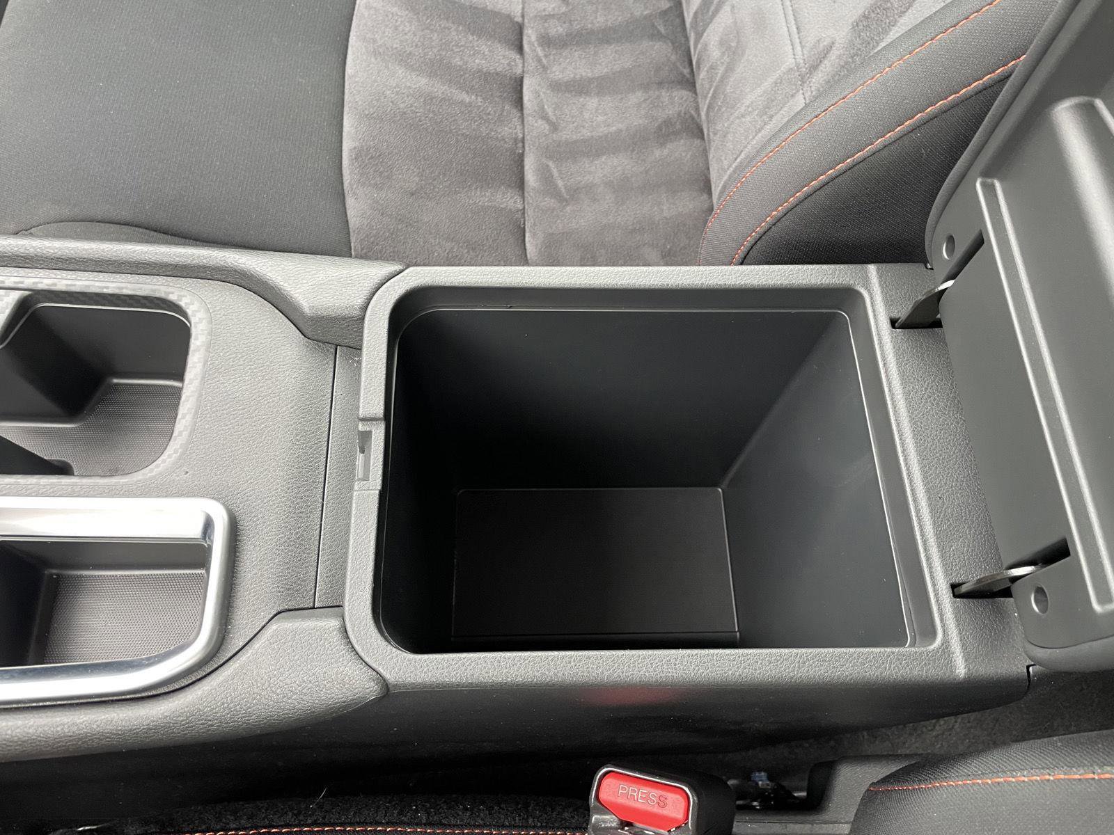 Used 2024 Nissan Sentra SR FWD image 31