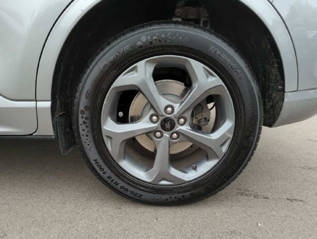 Certified 2024 Ford Escape ST-Line AWD/4WD image 11