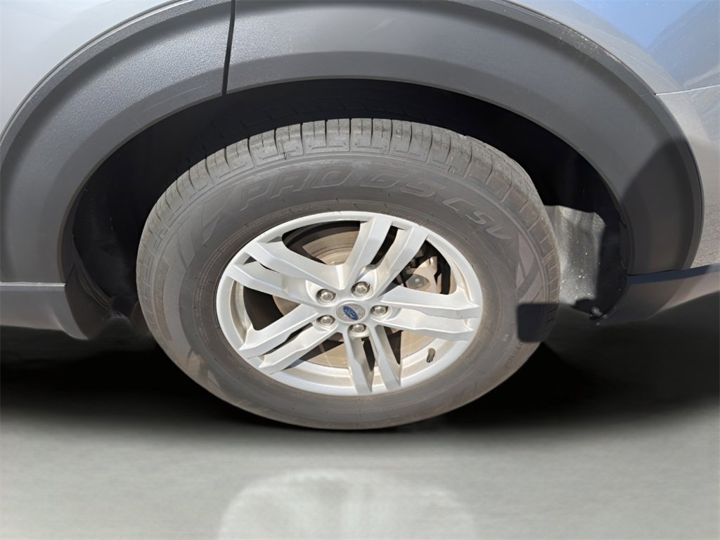 Certified 2024 Ford Explorer XLT w/ Equipment Group 202A image 25