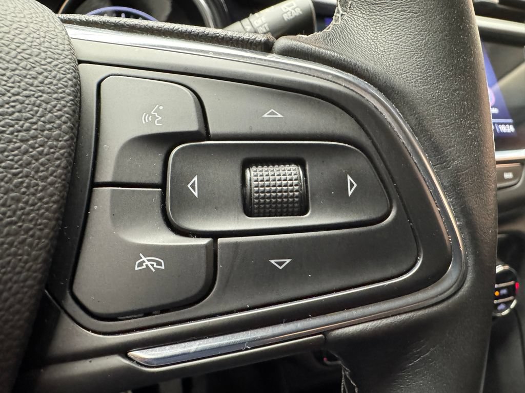 Used 2021 Buick Encore GX Select w/ Sport Touring Package AWD/4WD image 15