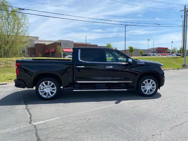 Used 2022 Chevrolet Silverado 1500 High Country w/ High Country Premium Package AWD/4WD image 8