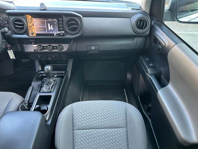 Used 2020 Toyota Tacoma SR image 11