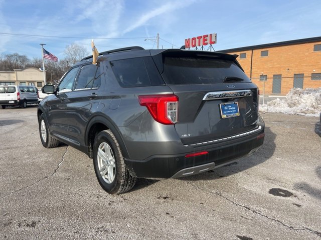 Certified 2022 Ford Explorer XLT w/ Equipment Group 202A image 25