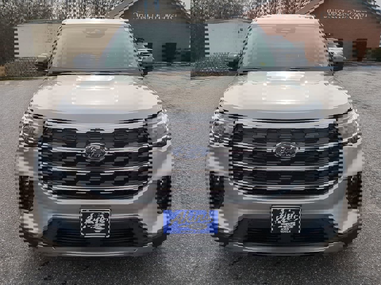 Certified 2025 Ford Explorer Active w/ Active Comfort Package image 7