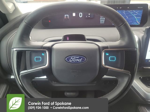 Certified 2025 Ford Expedition Max Platinum image 32