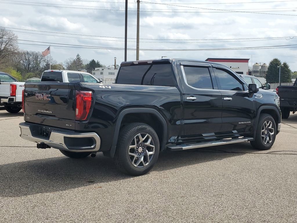 Used 2022 GMC Sierra 1500 SLT w/ SLT Premium Package AWD/4WD image 4