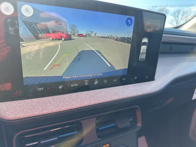 Certified 2025 Ford Maverick XLT w/ XLT Luxury Package image 46