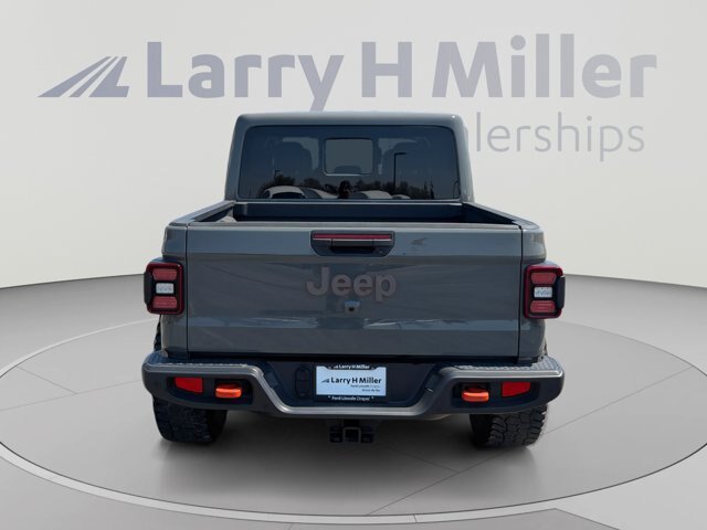 Used 2020 Jeep Gladiator Mojave AWD/4WD image 3