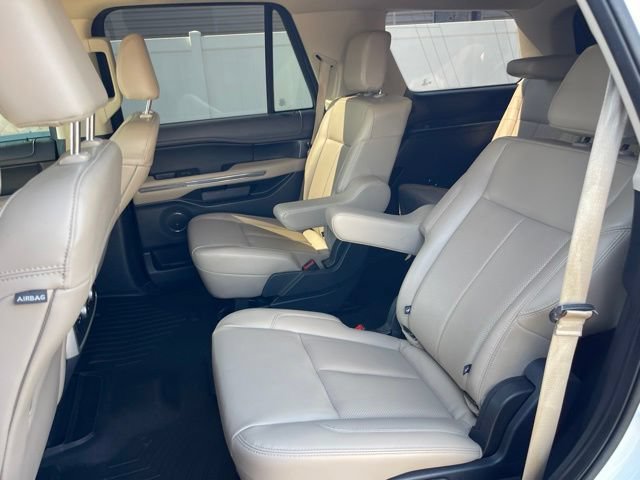 Certified 2022 Ford Expedition XLT RWD image 18