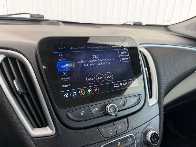 Used 2024 Chevrolet Malibu LT FWD image 4