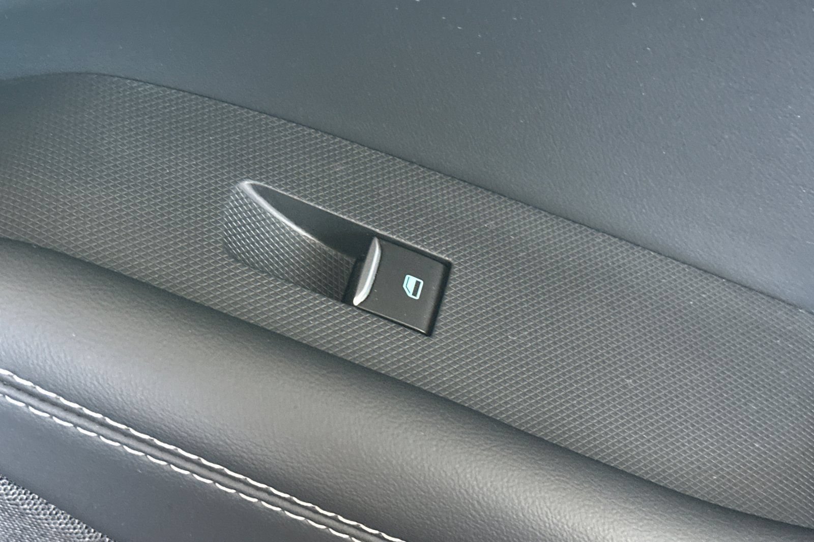 Certified 2022 Ford Mustang Mach-E Premium RWD image 22