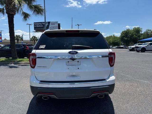 Certified 2018 Ford Explorer Limited FWD image 4