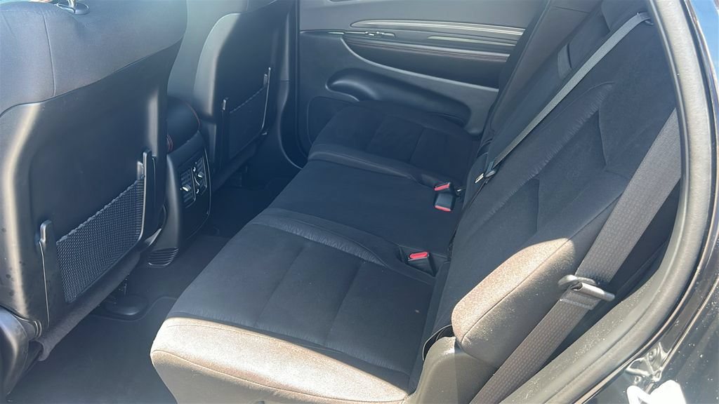 Used 2025 Dodge Durango GT RWD image 18