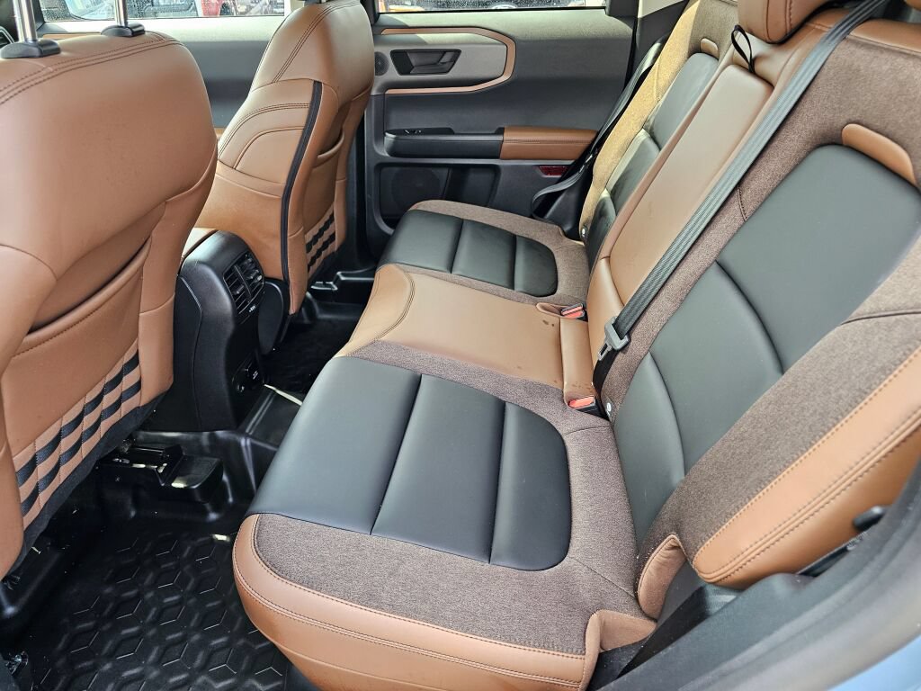 Certified 2025 Ford Bronco Sport Outer Banks w/ Sasquatch Outer Banks Package AWD/4WD image 18