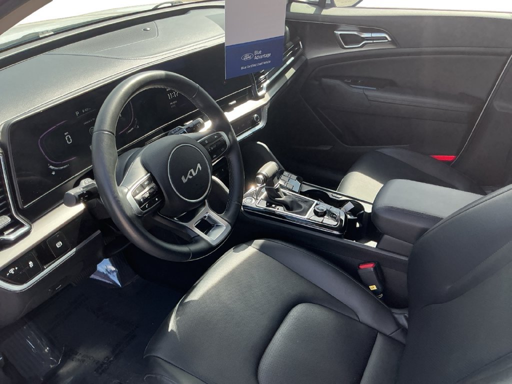 Used 2024 Kia Sportage EX FWD image 16