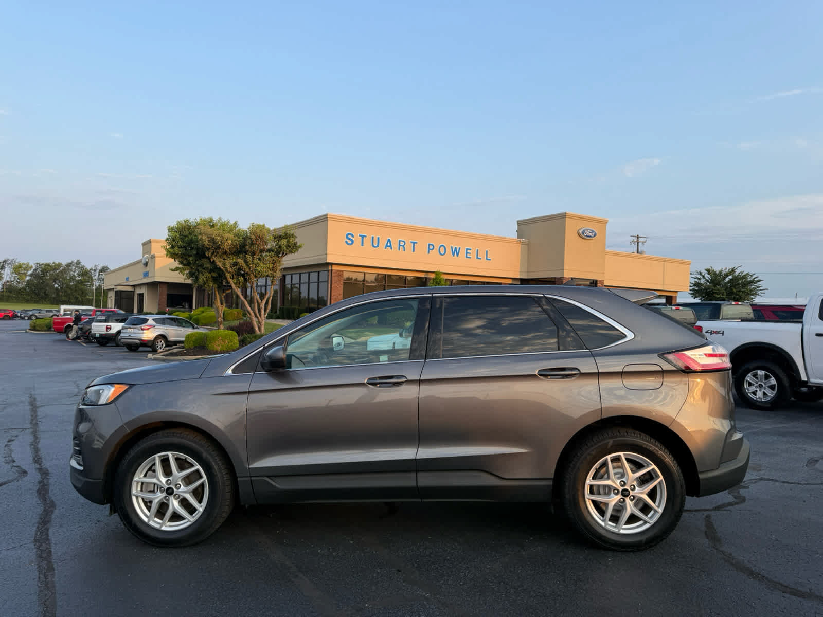 Certified 2023 Ford Edge SEL w/ Convenience Package AWD/4WD image 24