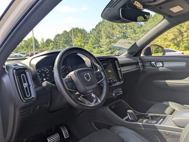 Used 2021 Volvo XC40 T5 R-Design AWD/4WD image 14