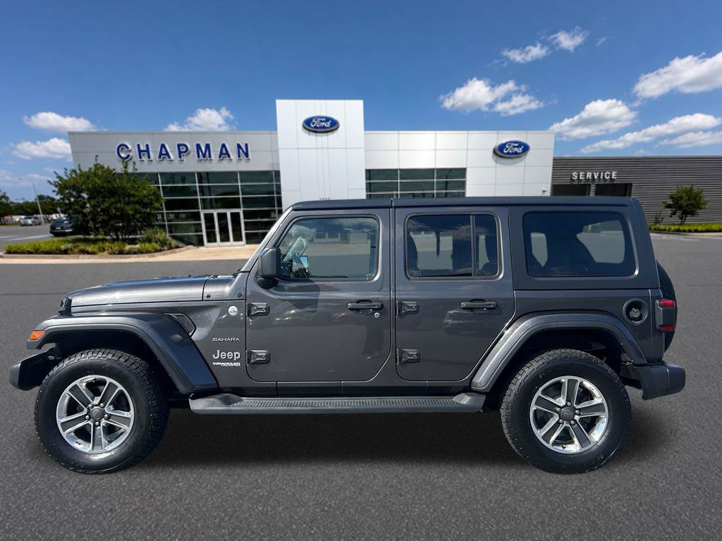 Used 2018 Jeep Wrangler Unlimited Sahara AWD/4WD image 2