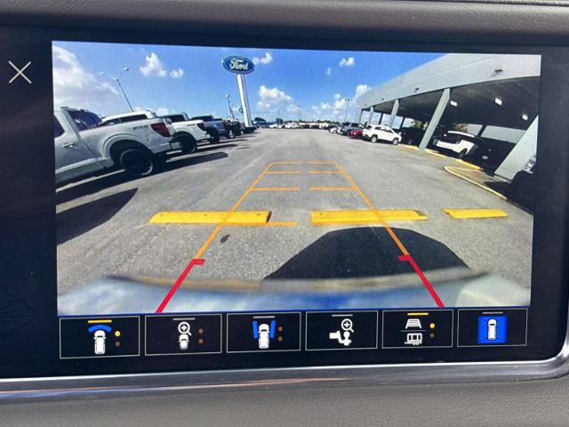 Used 2023 GMC Yukon XL Denali RWD image 28