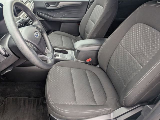 Certified 2025 Ford Escape Active AWD/4WD image 12