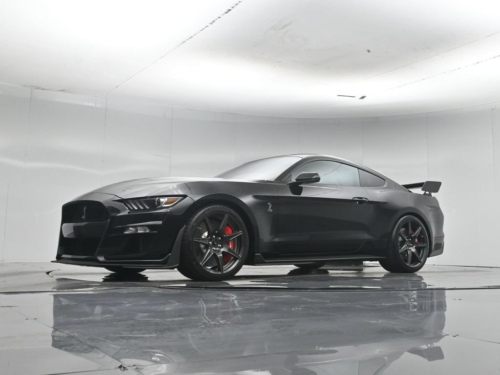 Certified 2022 Ford Mustang Shelby GT500 w/ Carbon Fiber Track Pack RWD image 47